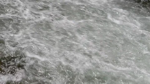 Flowing water in the river Video stock 99785889