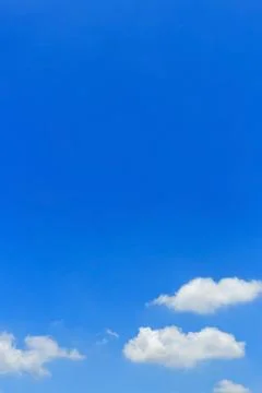 Fluffy cloud on clear blue sky 스톡 사진