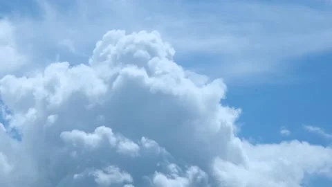 Fluffy clouds timelapse Stock Footage 197380910