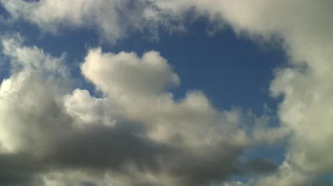 Fluffy Cumulus Clouds at Midday Video stock 41391748