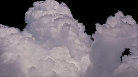 Fluffy cumulus clouds - time lapsed Alpha channel 動画素材 40007785