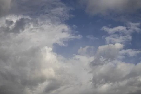 Fluffy White Clouds in Blue Sky, Beautiful Cloudscape Background. Overcast .. 写真素材
