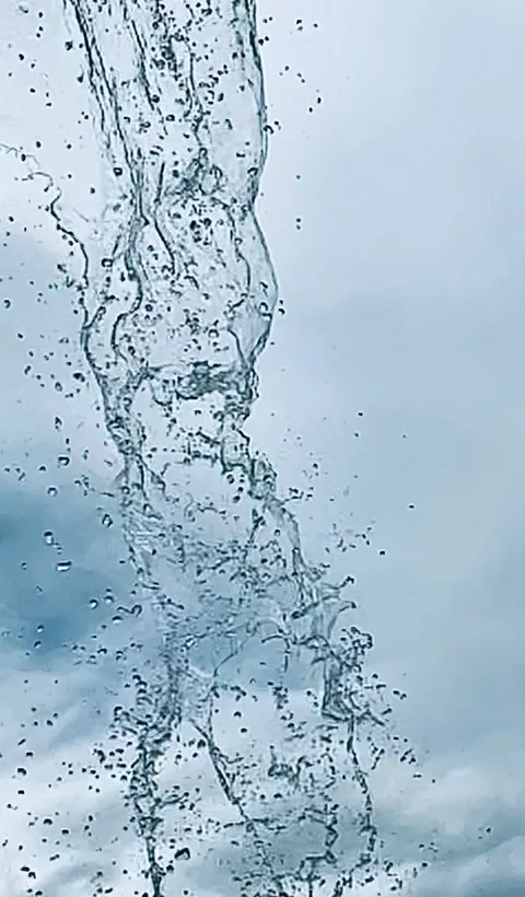 Fluid Dynamics in Action: Slow-motion video capturing the flow of water-10 Video stock 274237380