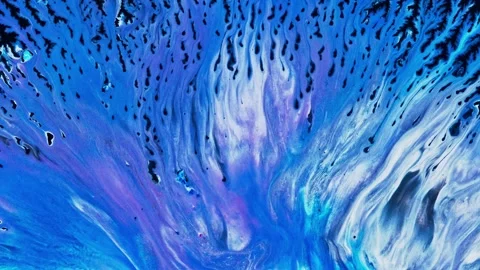 Fluidic Harmony. Ever-changing interplay of lilac and black pigments in a Stock Footage 251238093