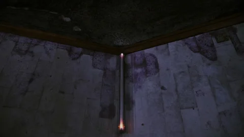 The fluorescent lamp flashes Видео 165602527