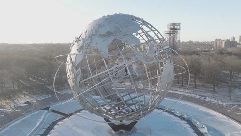 Flushing Meadows Corona Park on a winter morning Vídeos de archivo 302656510