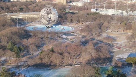 Flushing Meadows Corona Park on a winter morning Vídeos de archivo 302656732