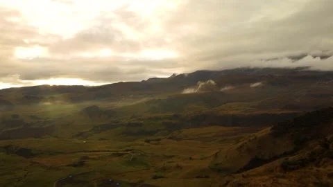 Fly above the paramo sunrise Vídeo Stock 287704371