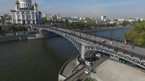 Fly back from The Cathedral of Christ the Saviour Vidéo 129819872