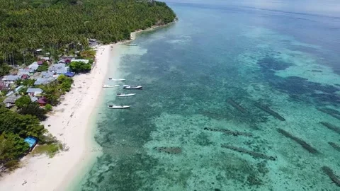 Fly Backward Over The Beach Vídeos de archivo 208863538