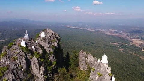 Fly to Buddhist temple Wat Phra Phutthabat Sutthawat (2of2) Stock-Footage 330967560