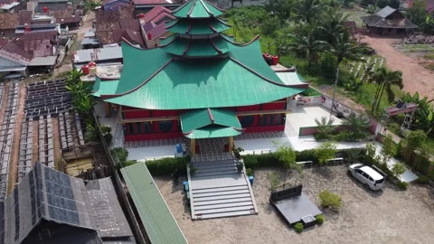 Fly dji mini 2 around Muhammad Cheng Hoo Mosque Stock Footage 244776181