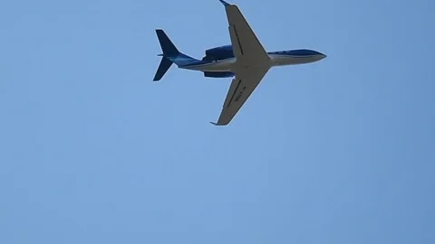 Fly Video stock 80961118