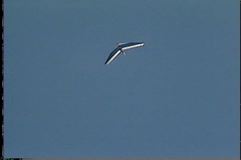 Fly hangglider 0689 1 Vídeo Stock 5847247