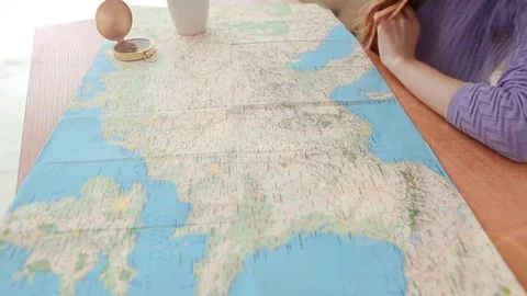 Fly map plane woman hands Vídeo Stock 73708902