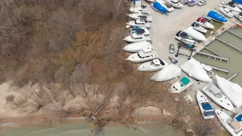 Fly over aerial view of the Michigan lake shore line Video stock 106801271