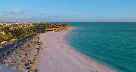 Fly over empty white beach Stock-Footage 128404353