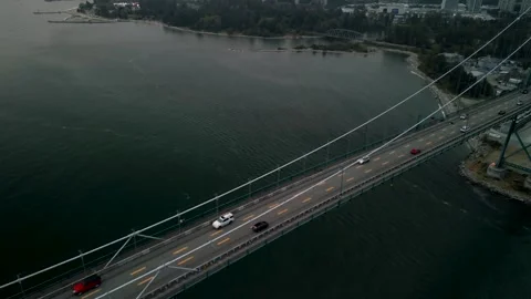 Fly over Lions Gate bridge deck 動画素材 248484634