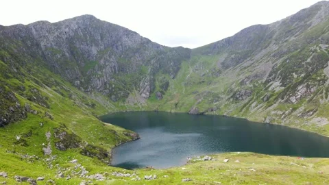 Fly over Mountain Video stock 157009272