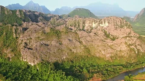 Fly over mountains Video stock 11333081