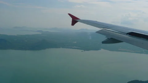 Fly over the ocean on a journey Vidéo 157705232