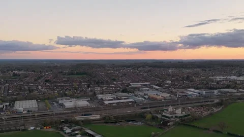 Fly over Reading West aerial shot Vídeo Stock 334490583