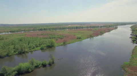 Fly over the river bifurcation Video stock 63933672