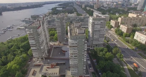Fly over rooftops of 50 meter houses 스톡 동영상 109144640