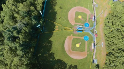 Fly Over of Town Baseball Fields Vidéo 124369633