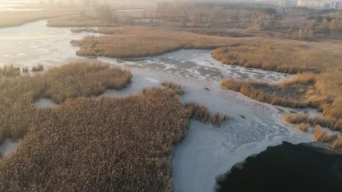 Fly Over Winter Lake Or River With Ice Floes. Video stock 123200627