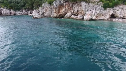 Fly to the sea Video stock 76523351