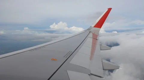 Fly  through clouds Video stock 27473420