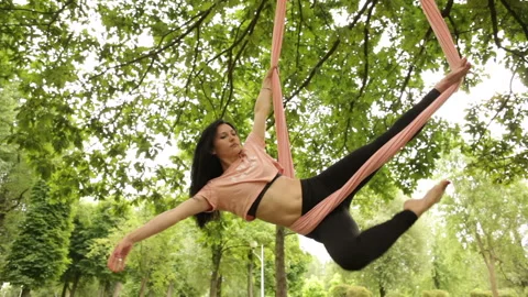 Fly yoga Video stock 113542093