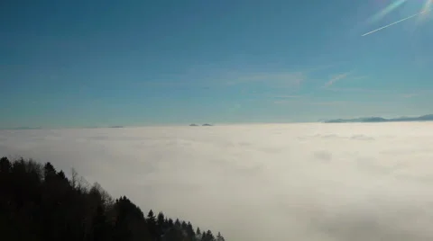 Flying above the clouds 動画素材 44979518