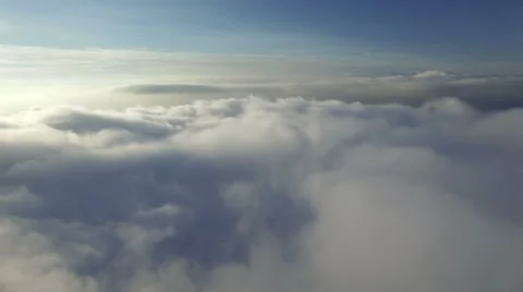 Flying above the clouds 库存影片 62654871