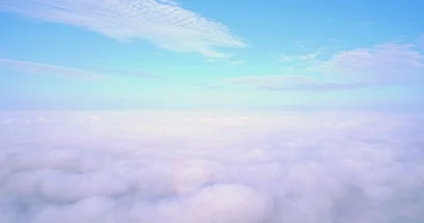 Flying above the clouds Video stock 96323146