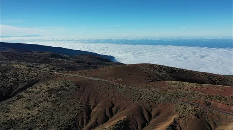 Flying above the clouds Video stock 101060536