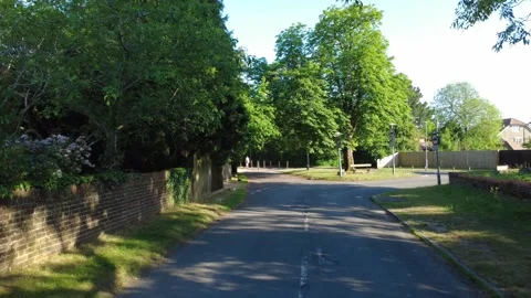 Flying along Routh Lane, Reading 動画素材 335652956