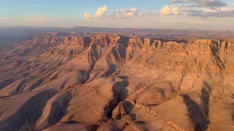 Flying along steep rock face in the Grand Canyon Stock Footage 341278791