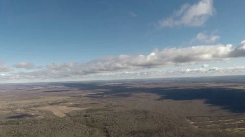 Flying around the ridges of the clouds Video stock 75614412