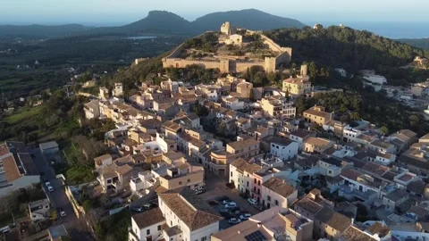 Flying away from Capdepera castle and village at sunset, Mallorca, Spain Vídeos de archivo 331422632