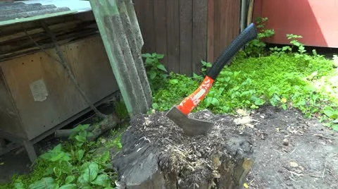 Flying axe Stock Footage