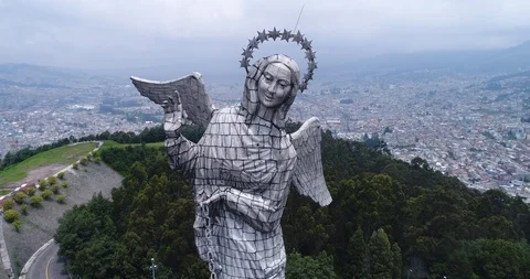 Flying back from the famous La Virgin del Panecillo Statue in Quito, Ecuador Stock Footage 101020917