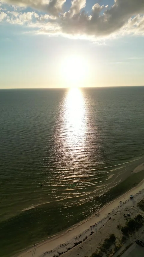 Flying backward toward beach Video stock 318689741