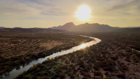 Flying beside the Salt River into the Sunset 스톡 동영상 170087203