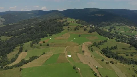 Flying in Beskid Sadecki in pass between Piwniczna and Lomnica Stock Footage 139735769