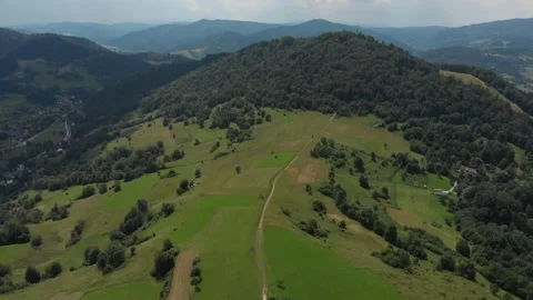Flying in Beskid Sadecki in pass between Piwniczna and Lomnica Stock Footage 139735937