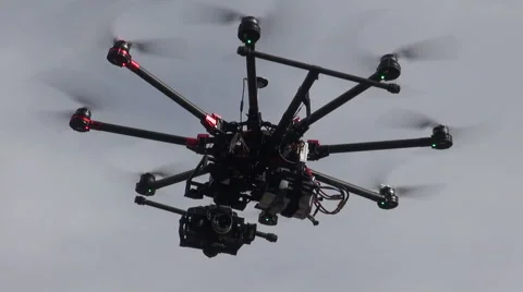 Flying camera Vídeos de archivo 49613873