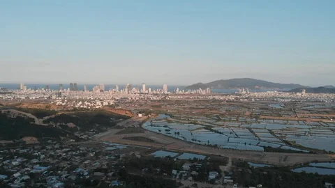Flying camera over the mountains in Vietnam Vídeo Stock 115723832