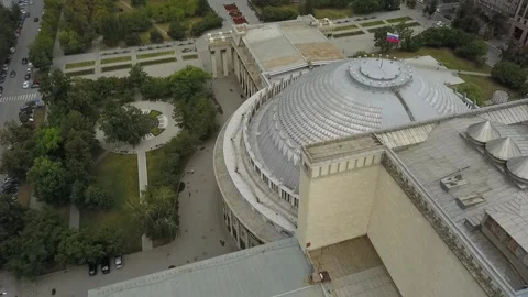 The flying camera shows the main attractions of Novosibirsk Video stock 139564102